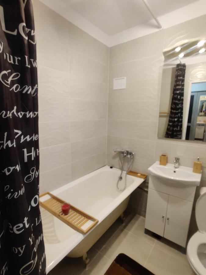 Eric'S Cozy Apartment ทิมิชัวรา ภายนอก รูปภาพ