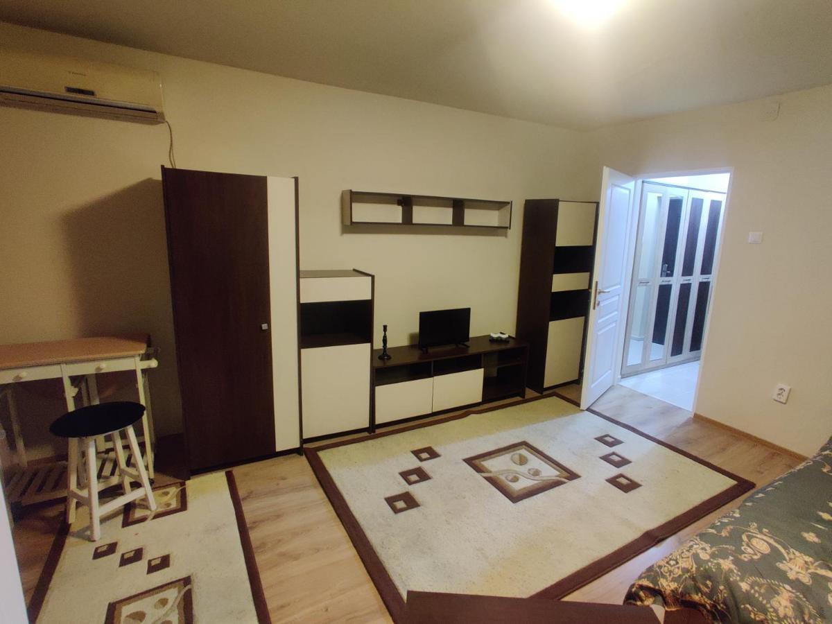 Eric'S Cozy Apartment ทิมิชัวรา ภายนอก รูปภาพ