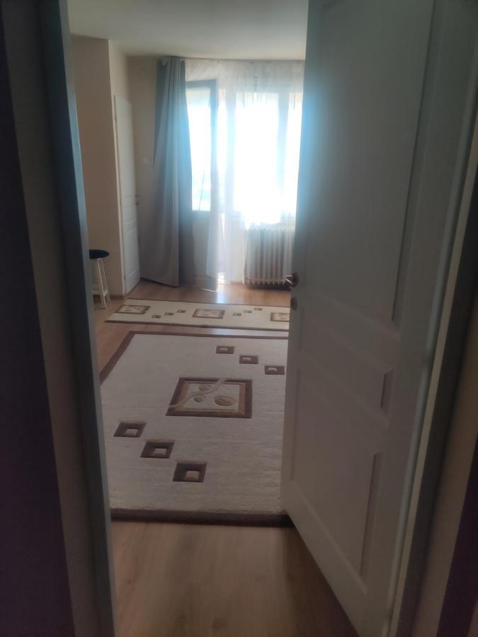 Eric'S Cozy Apartment ทิมิชัวรา ภายนอก รูปภาพ